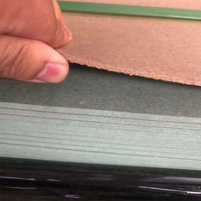 Plaque MDF résistante à l'eau 3 mm avec taille personnalisée et surface en papier mélamine