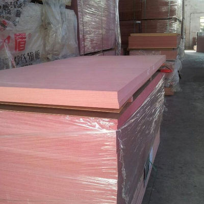 Couleurs de mélamine Consulté 2,0 mm 25 mm MDF Board pour le retardateur de feu et dans les cartes dures