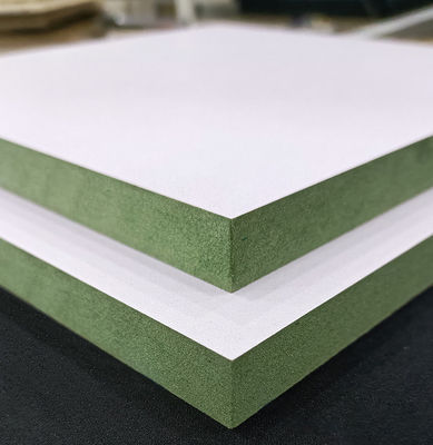 Touche douce Mélamine UV Pré-Finition MDF 18 mm avec le noyau de bois dur de peuplier