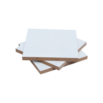 Normes d'émission de formaldéhyde E0 Nigéria Panneau MDF en bois gris avec finition brillante