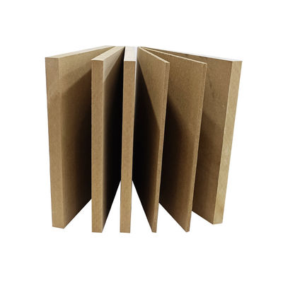 Panneaux MDF à haute densité intérieurs de qualité E0 4x8 4x10 6x8 6x9 Taille personnalisée