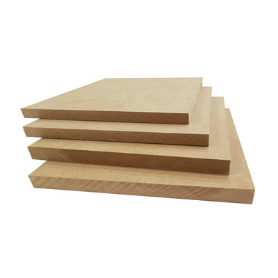 Les principaux fabricants proposent des panneaux Mdf de 4,5 mm et 9 mm avec colle E0/E1/E2/WBP/mélamine