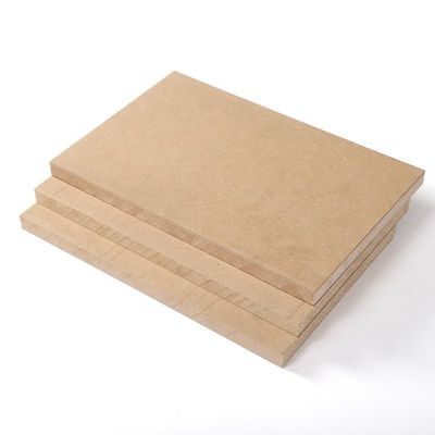 Carte MDF de haute qualité E0 E1 pour décoration de meubles du Henan 8 mm 9 mm 18 mm