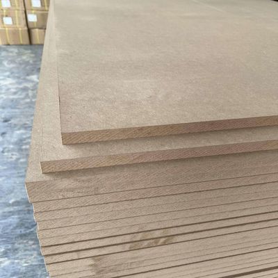 Mdf brut laminé en mélamine 18 mm Mdf artisanal en bois 3 mm 15 mm 18 mm pour intérieur