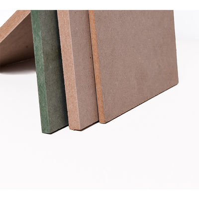 En intérieur 2-25 mm Taille personnalisée Plain MDF Board avec noyau en bois massif de peuplier